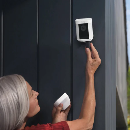 Ring Spotlight Cam Pro Battery, 3D Motion Detection, Two-Way Talk with Audio+, and Dual-Band Wifi (Black-White) - Image 4